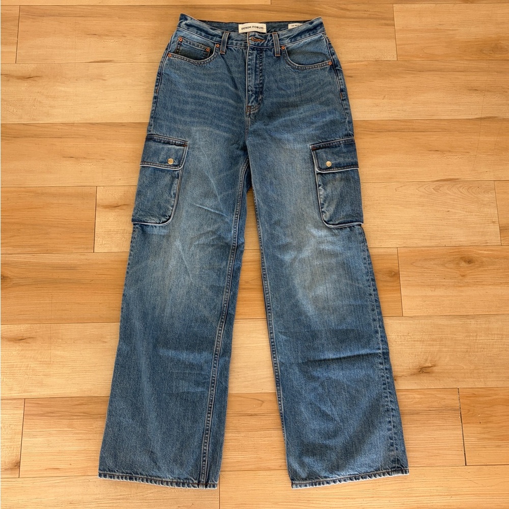 Denim Forum Wide-Leg Cargo Jeans in Blue